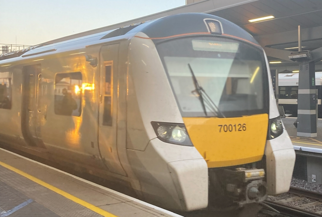 ロンドンの列車、テムズリンクの車両