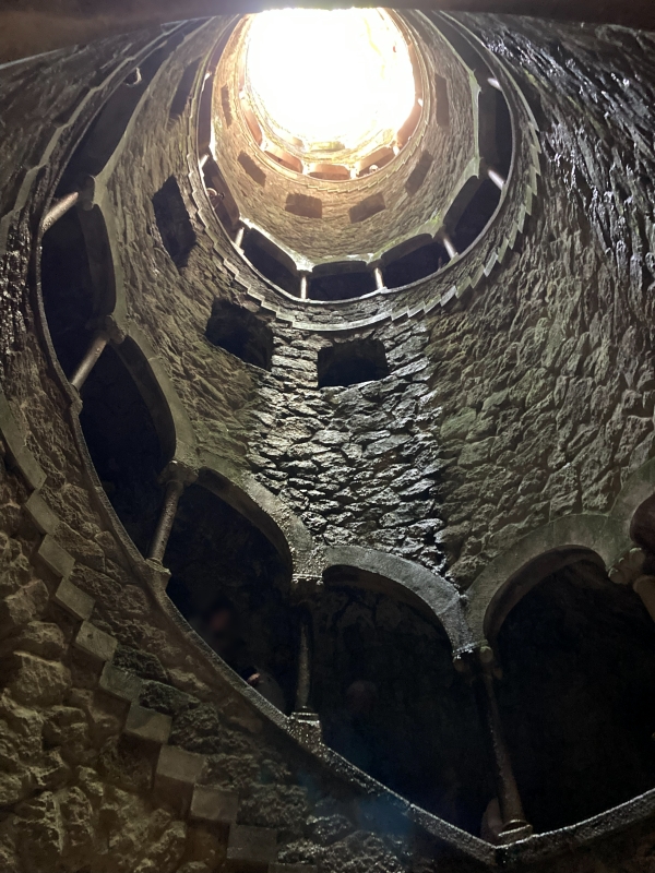 イニシエーションの井戸の底から見上げる