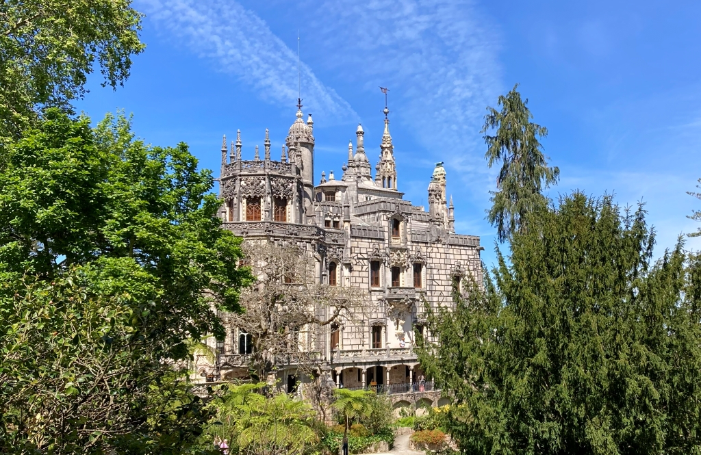 レガレイラ宮殿